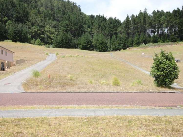 24 Panorama Parade Pauanui_4