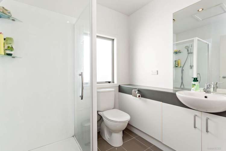 B13/60 Masons Road Oteha_3