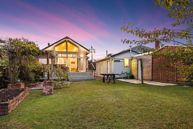 16 Tiki Street New Lynn_13