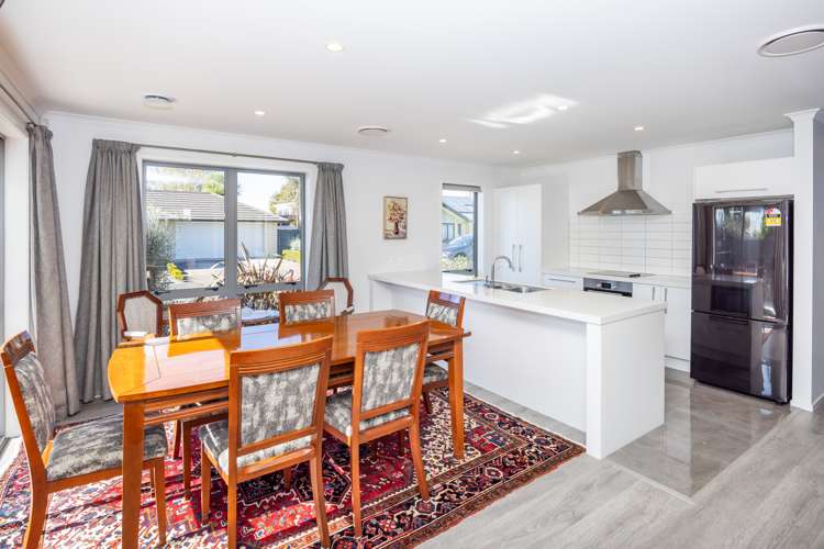 5 Kennedy Lane Hamilton East_4