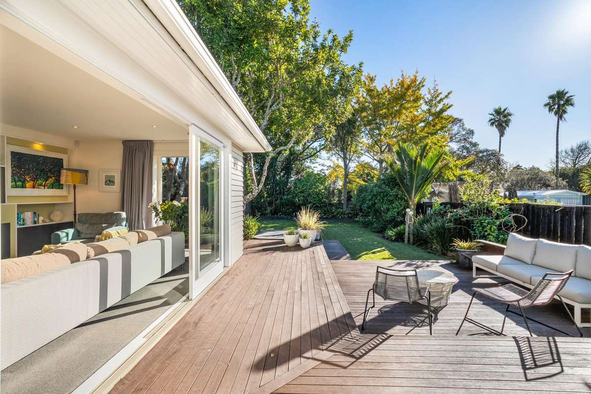 2A Tenterden Avenue_2