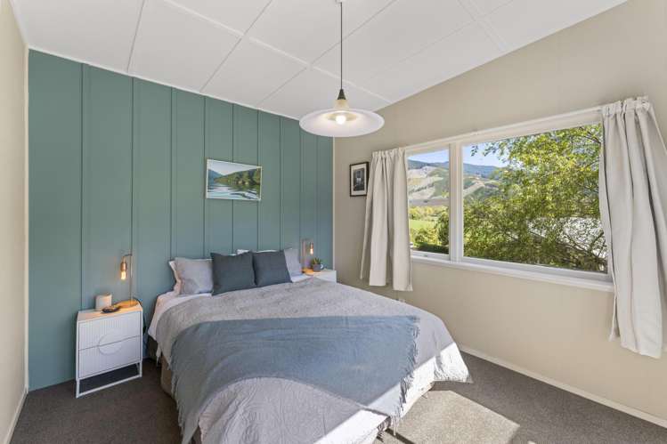1692 Queen Charlotte Drive Linkwater_19