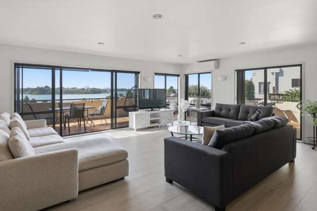 8 Lorrigan Way Welcome Bay_2