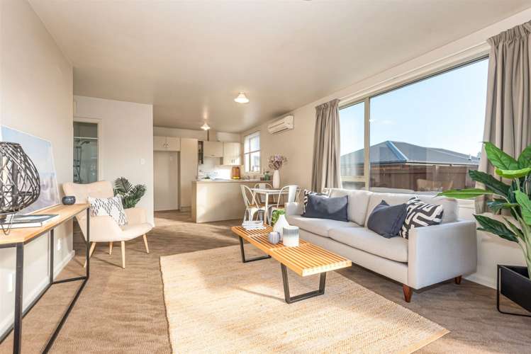 2/373 Main North Road Redwood_1