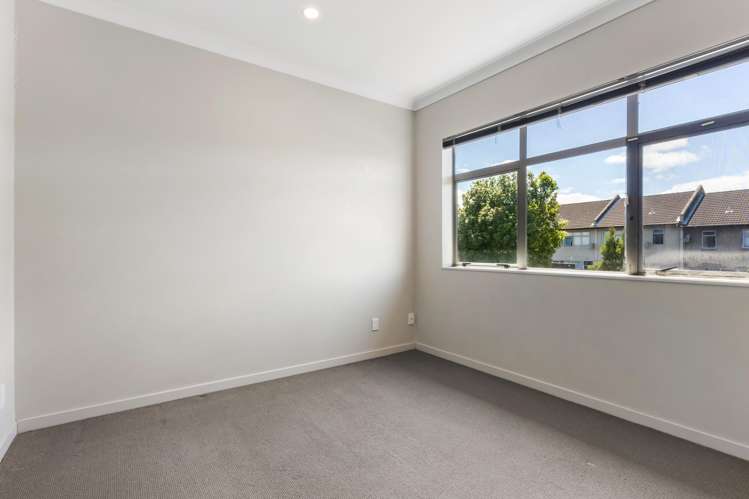 13 Concepts Way Flat Bush_5