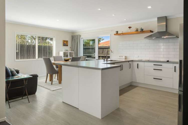 7B Athenree Heights Athenree_13