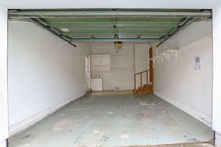 2/33 Tyrian Close Half Moon Bay_10