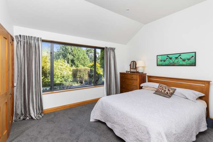 257 Cathedral Road Gore Bay_22