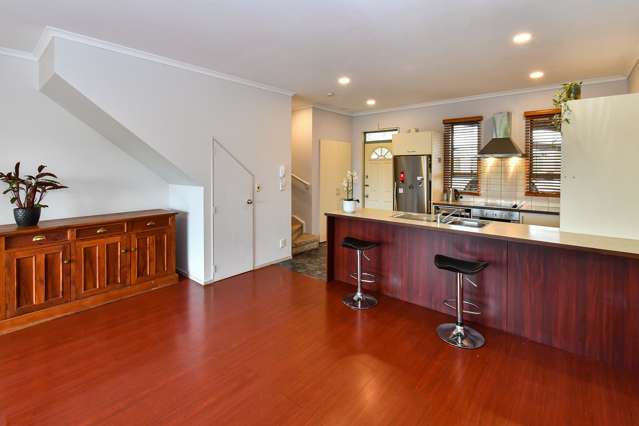 4/150 Chapel Road Flat Bush_2