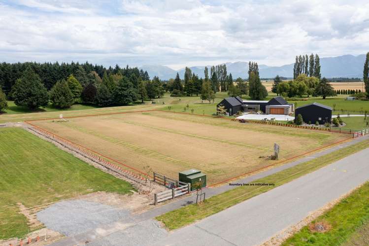 5 and 14 Westward Way Methven_9