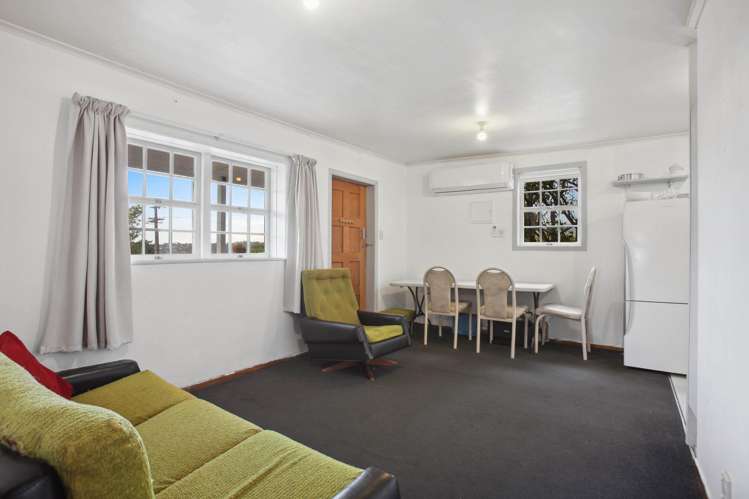 85 Glengarry Road Glen Eden_33