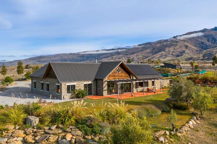 1 Macmillan Lane, Mount Pisa_0