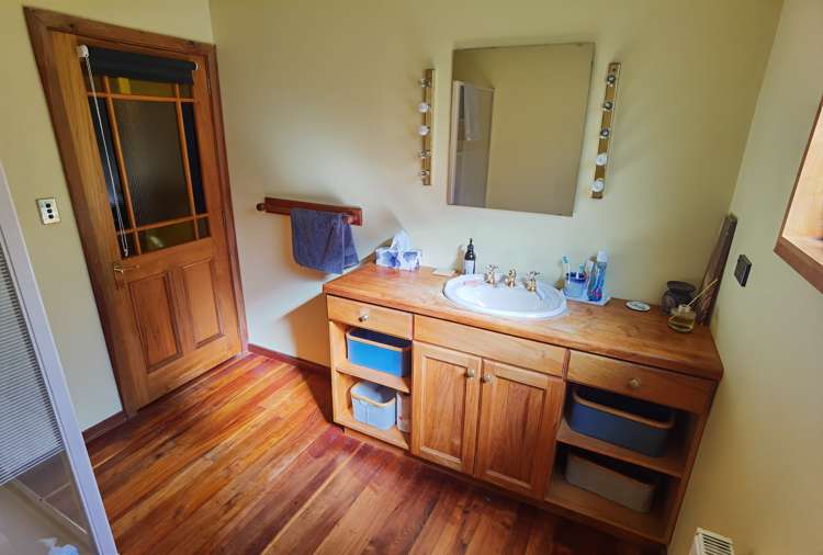 226 Woodstock-Rimu Road Ruatapu_16