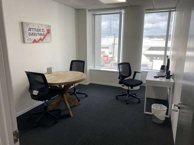 Level 2/8 Gloucester Park Road Onehunga_1