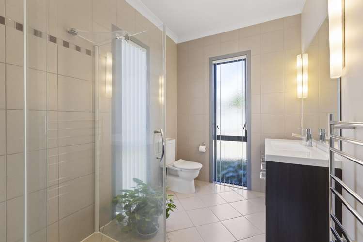 48 Karamea Street Whalers Gate_12