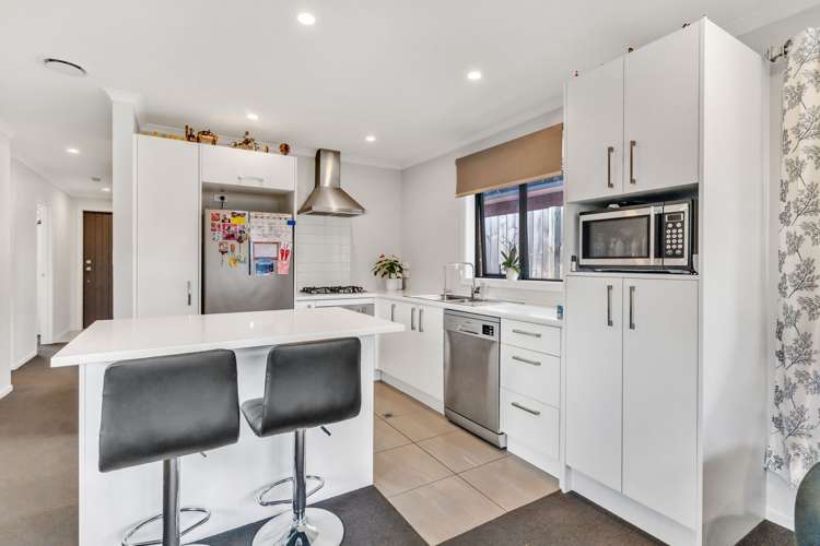 16 Haddonstone Ave Rototuna_3