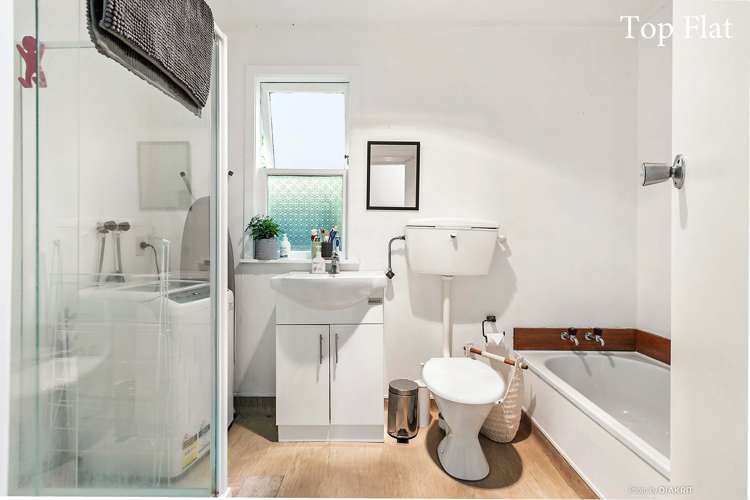 1 Maarama Crescent Aro Valley_8