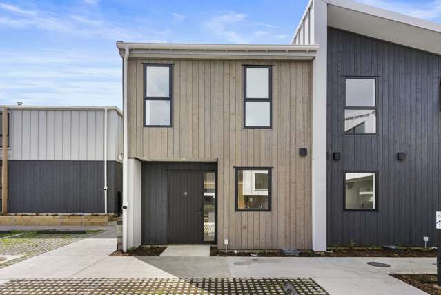 24/82 East Coast Road Milford_4