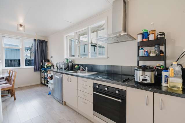 38 Douglas Crescent Fairfield_2