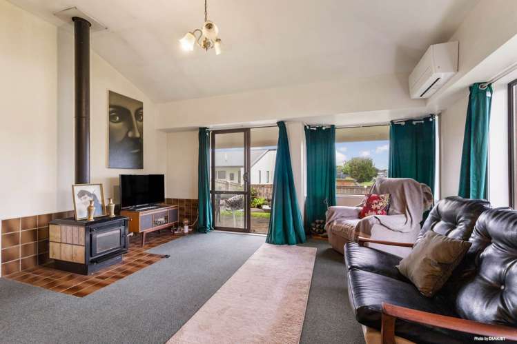 70 Sandspit Road Waiuku_3