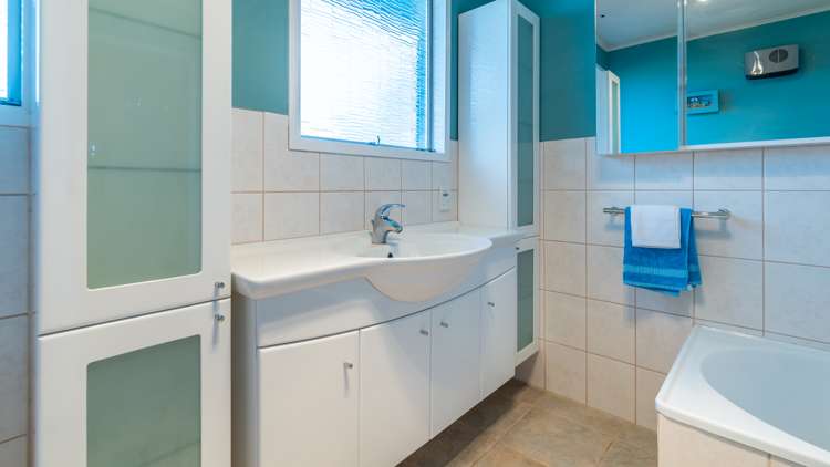 2/16 Oldham Crescent Halswell_20