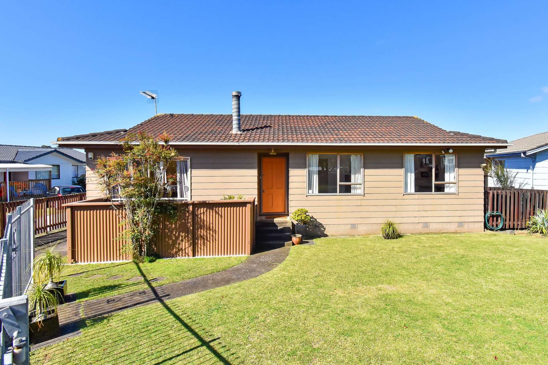 55 Catkin Crescent Papatoetoe_0