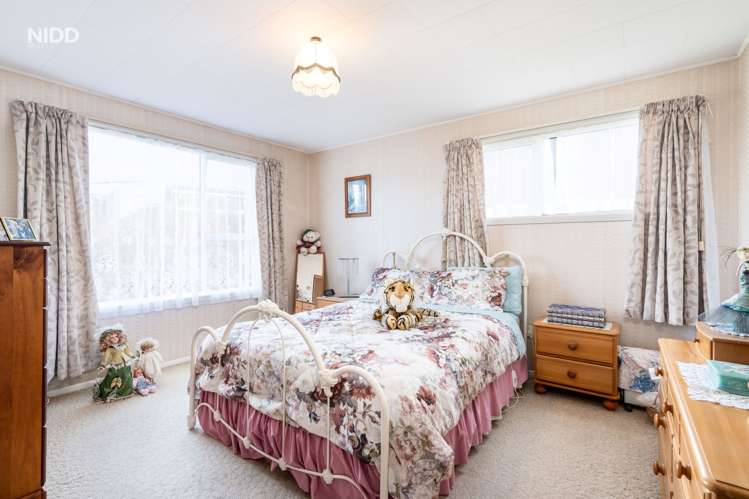 107a Easther Crescent Kew_10