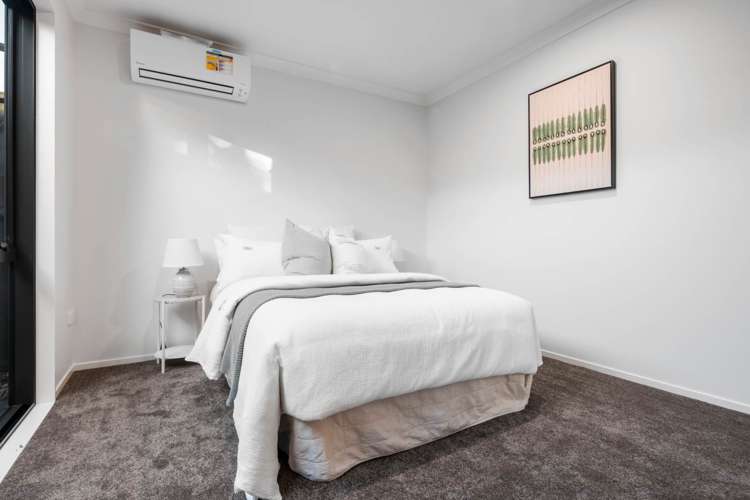 12c Wylie Avenue Sunnynook_17