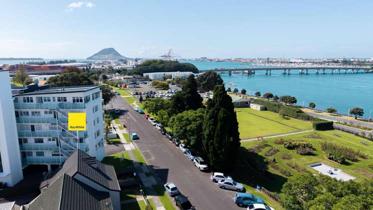 1/18 Cliff Road Tauranga_15