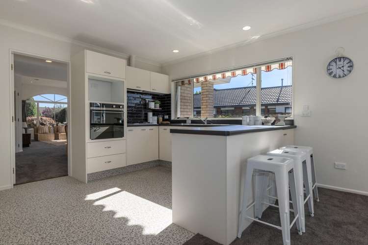 15 Runanga Grove Waikanae_5