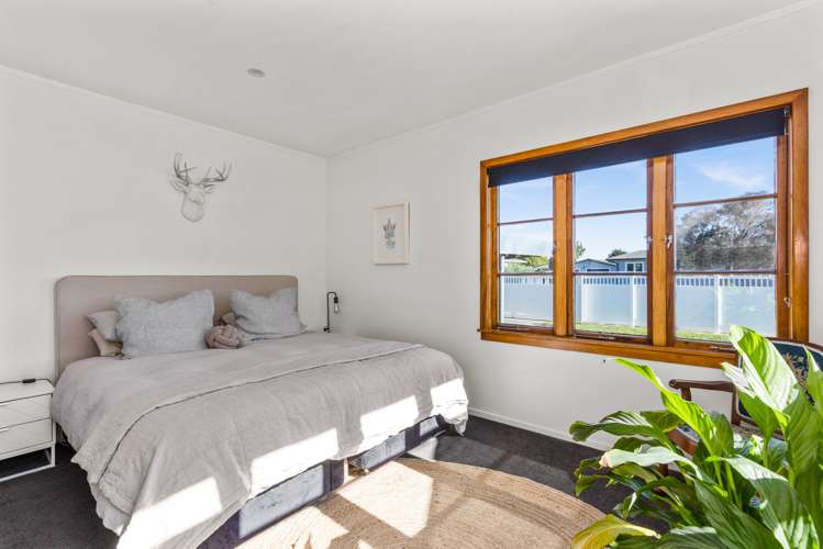 709 Grove Road Mayfair_9