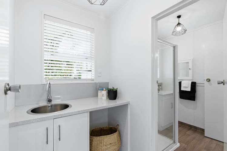 284A Botanical Road West End_10