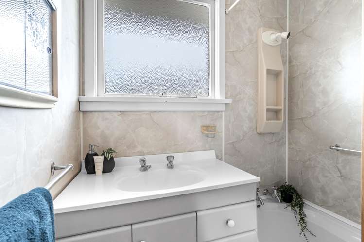 6 Nevis Crescent Grasmere_11