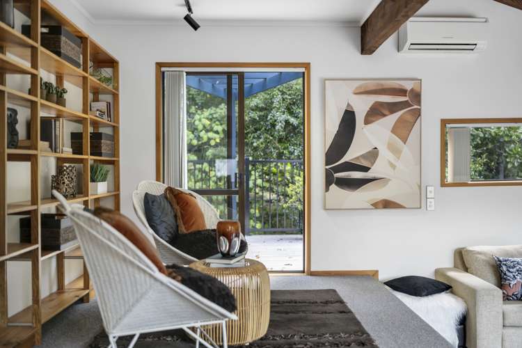 58a Uxbridge Road Mellons Bay_11