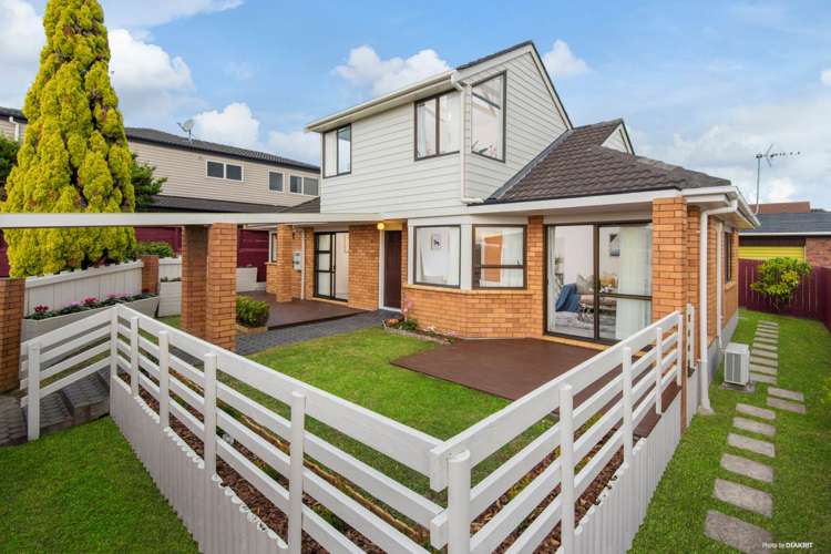 3/10 Bolton Street Blockhouse Bay_10