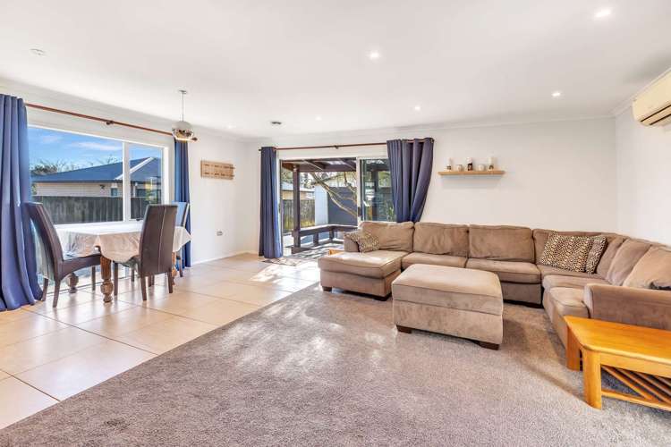 4 Dudley Street Levin_12