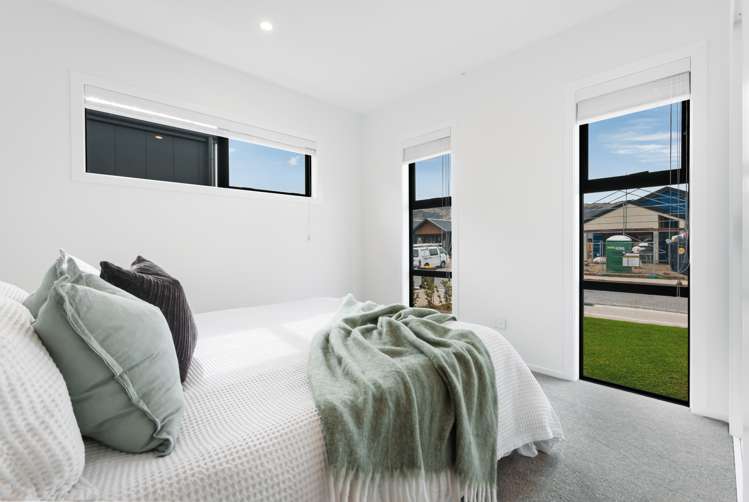 73 Magnum Drive Cromwell_11