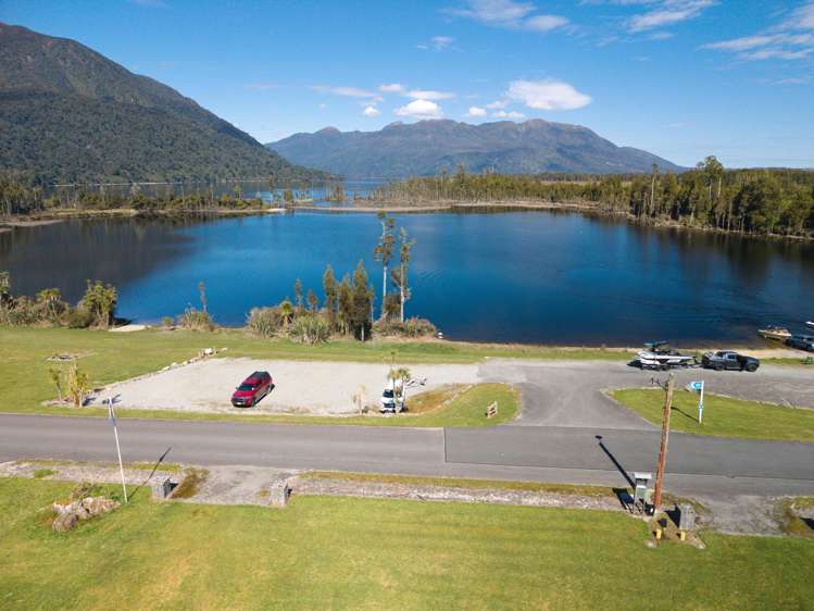 Lot 7 Cashmere Bay Road Moana_10