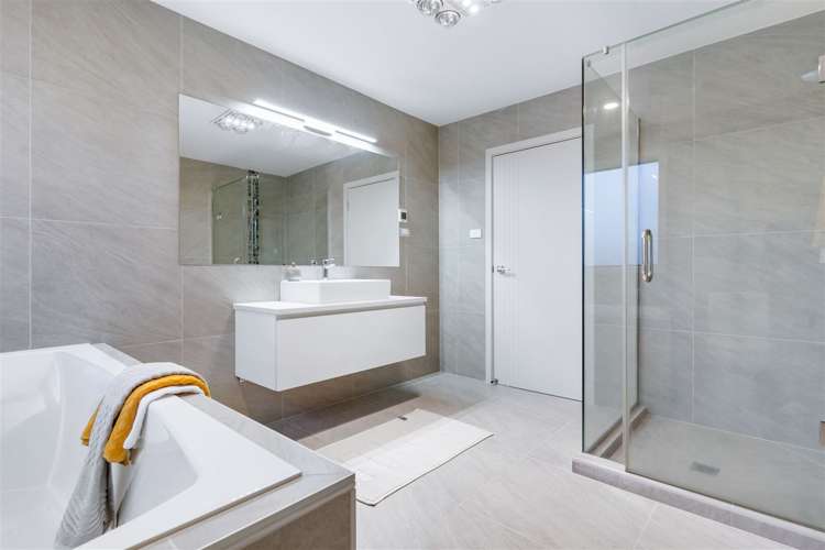 11 Headland Drive Long Bay_21