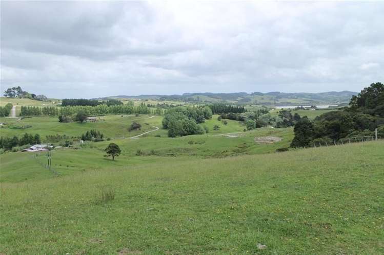 243c Mountain Road Maungaturoto_18