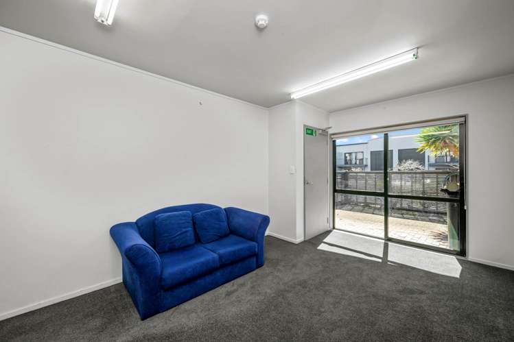 Unit 4/14 Airborne Road Rosedale_15