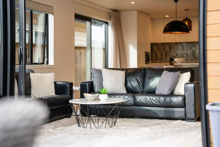 11 Waipana Street Hobsonville_18