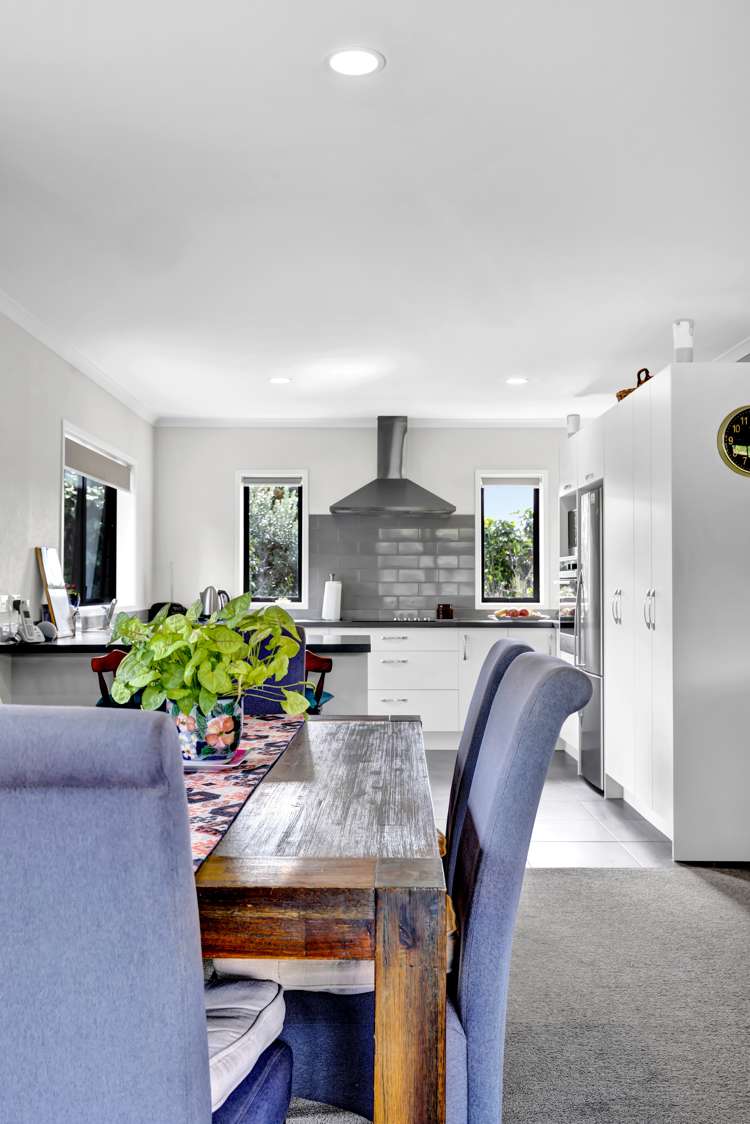 120 Pohutukawa Place Waiwhakaiho_21