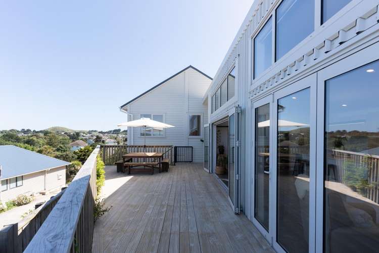 16 Downes Street Titahi Bay_16