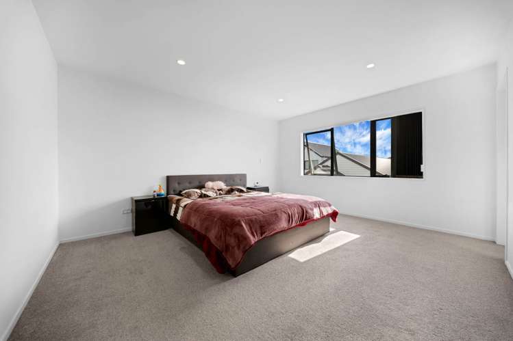 13 John Burn Road Takanini_19