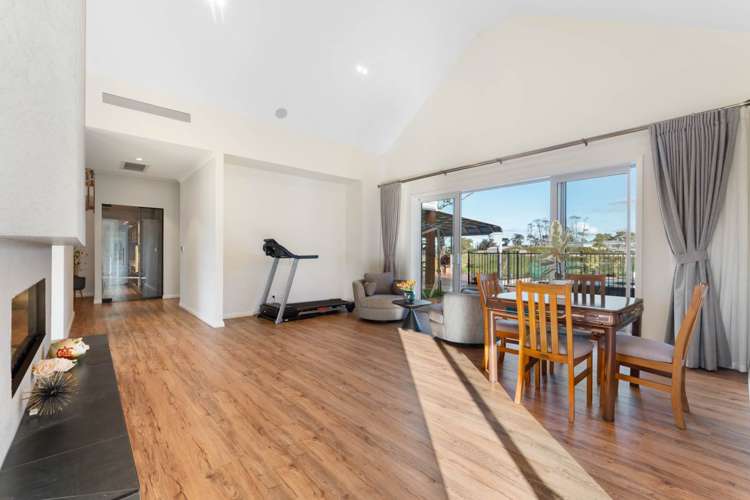 6 Livery Lane Taupaki_16