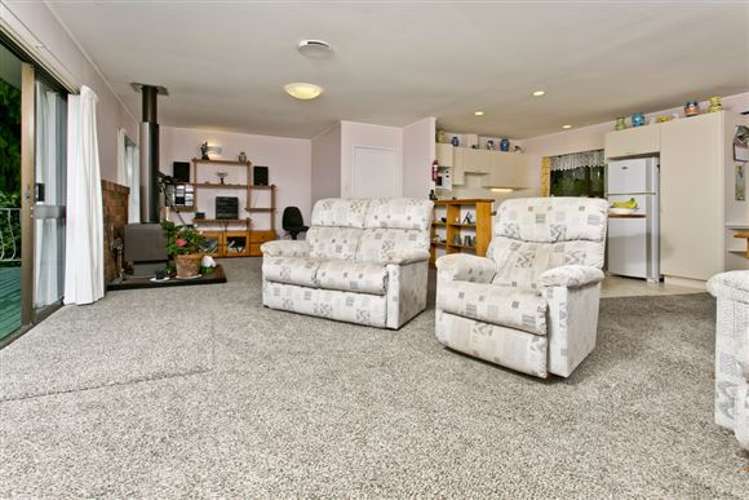 57 Rosecamp Road Beach Haven_11