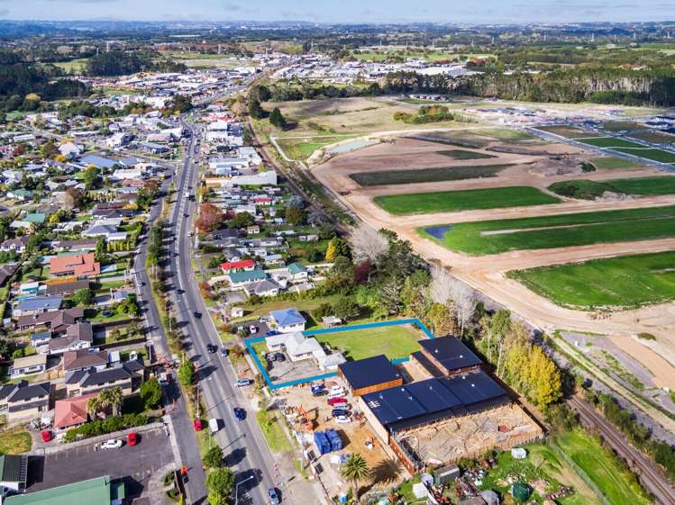 367-369 Main Road Kumeu_13