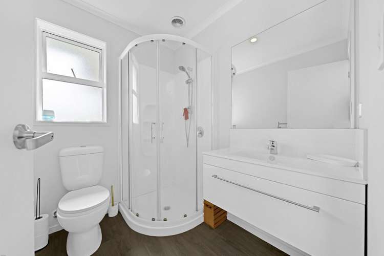 4 School House Road Paerata_12