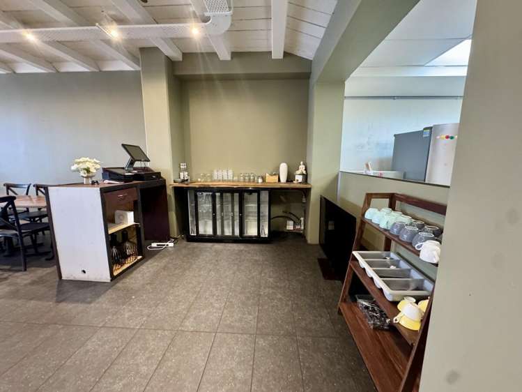 87 Main Highway Ellerslie_3